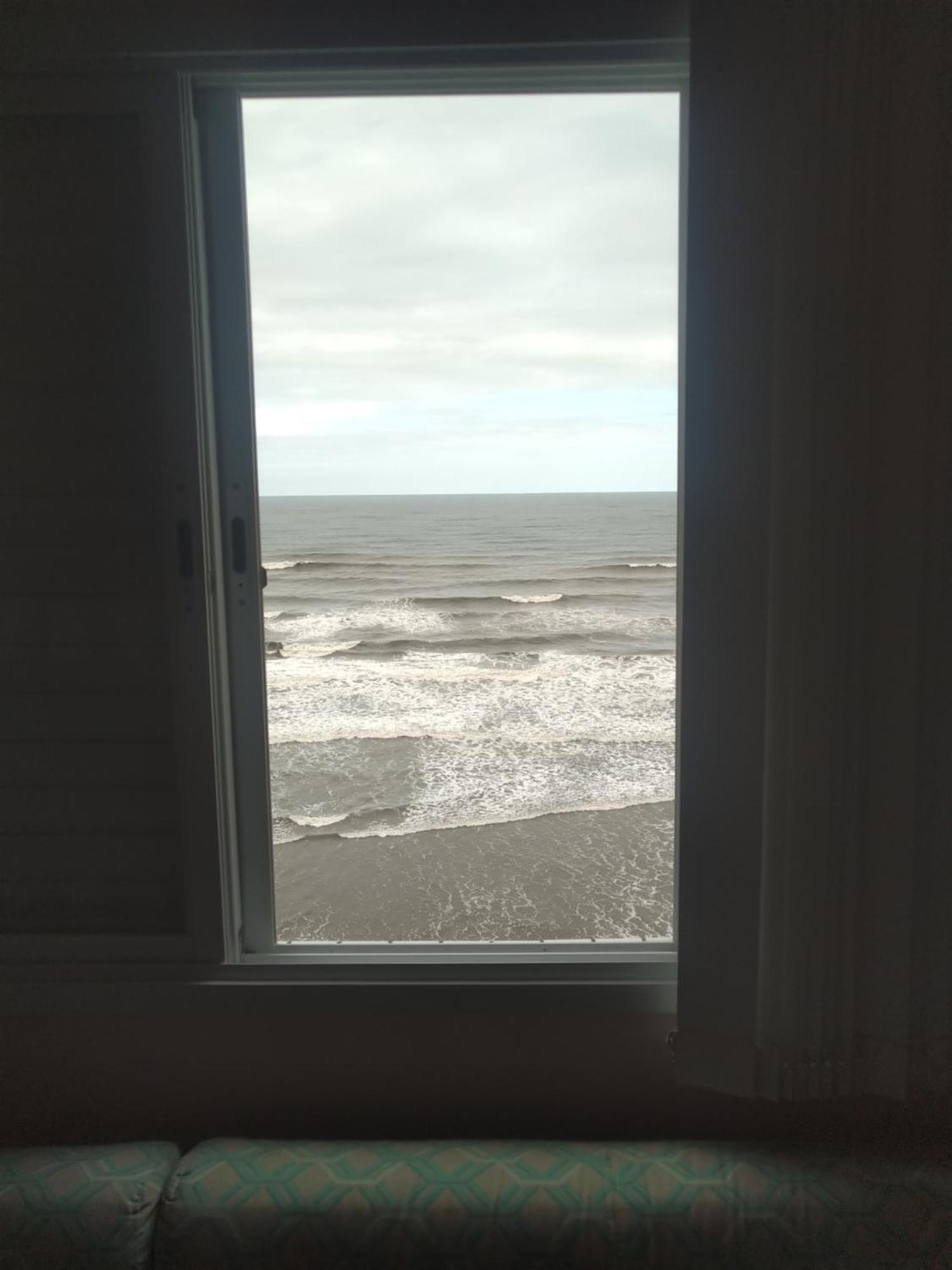 Apartamento Frente Mar Pe Na Areia Praia Grande  Eksteriør billede