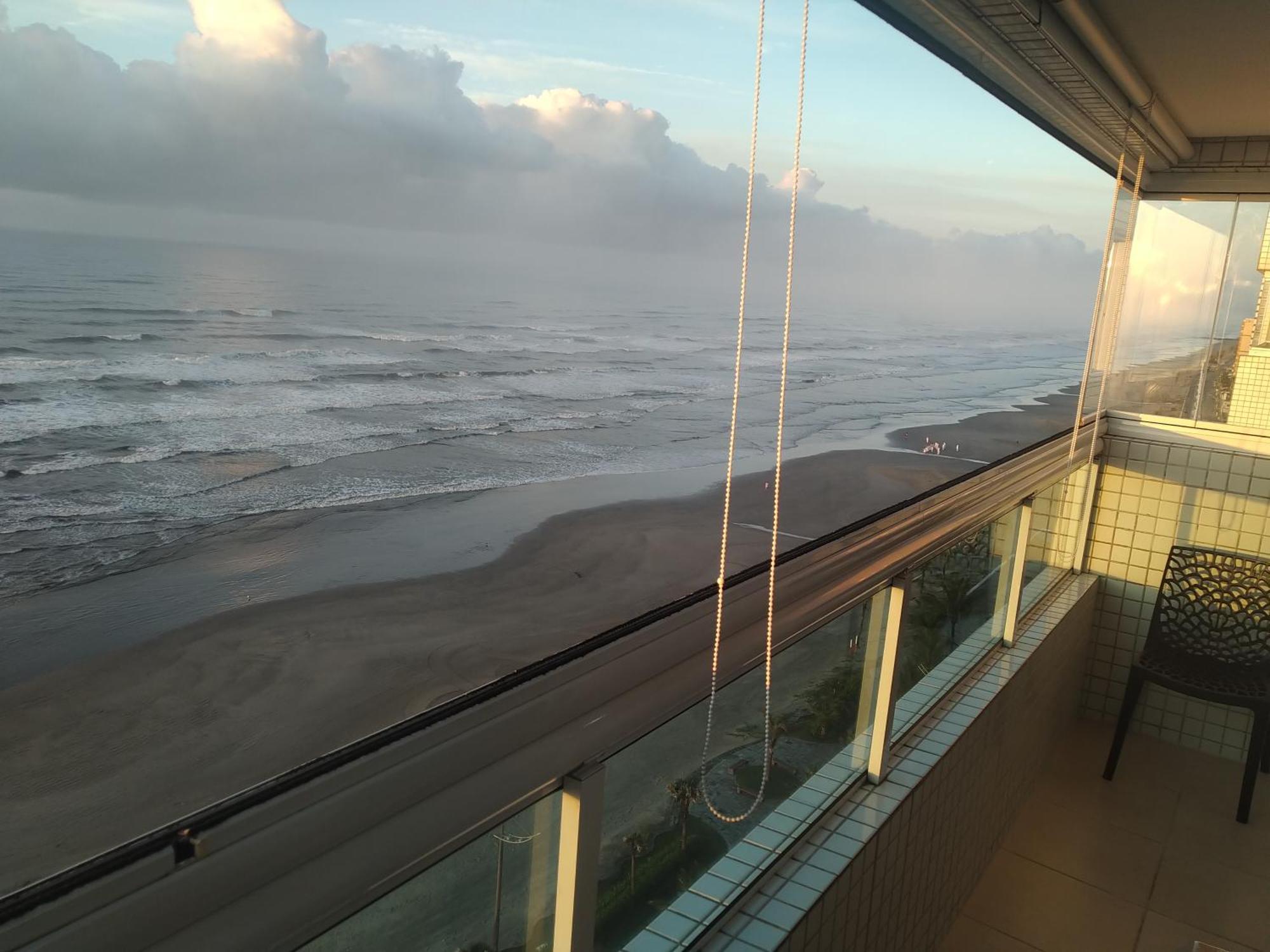 Apartamento Frente Mar Pe Na Areia Praia Grande  Eksteriør billede