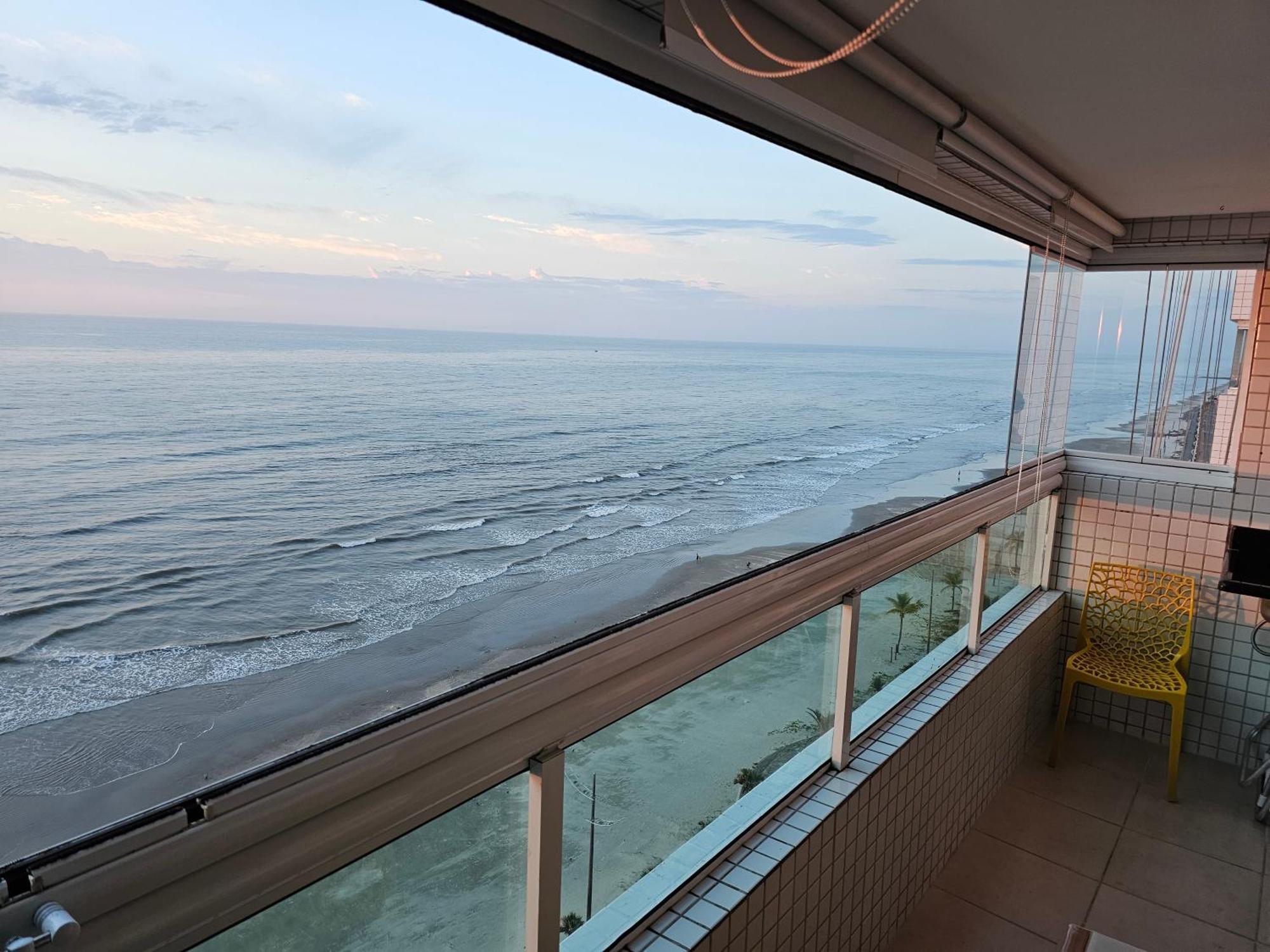 Apartamento Frente Mar Pe Na Areia Praia Grande  Eksteriør billede